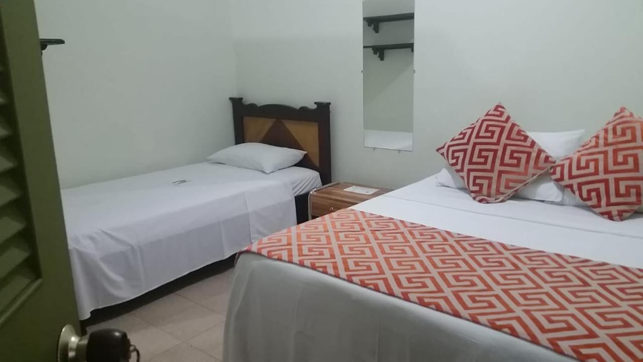 Hosteria De La Plaza Menor 圣菲德安蒂奥基亚 外观 照片
